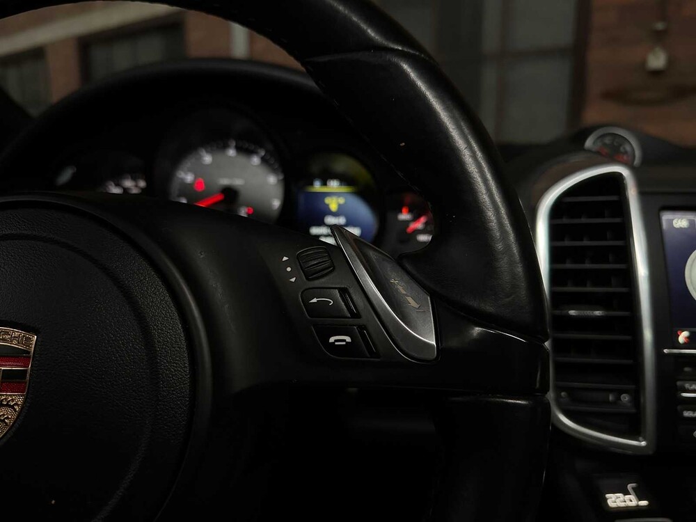 Porsche Cayenne 4,8 V8 S 405 PS 2013