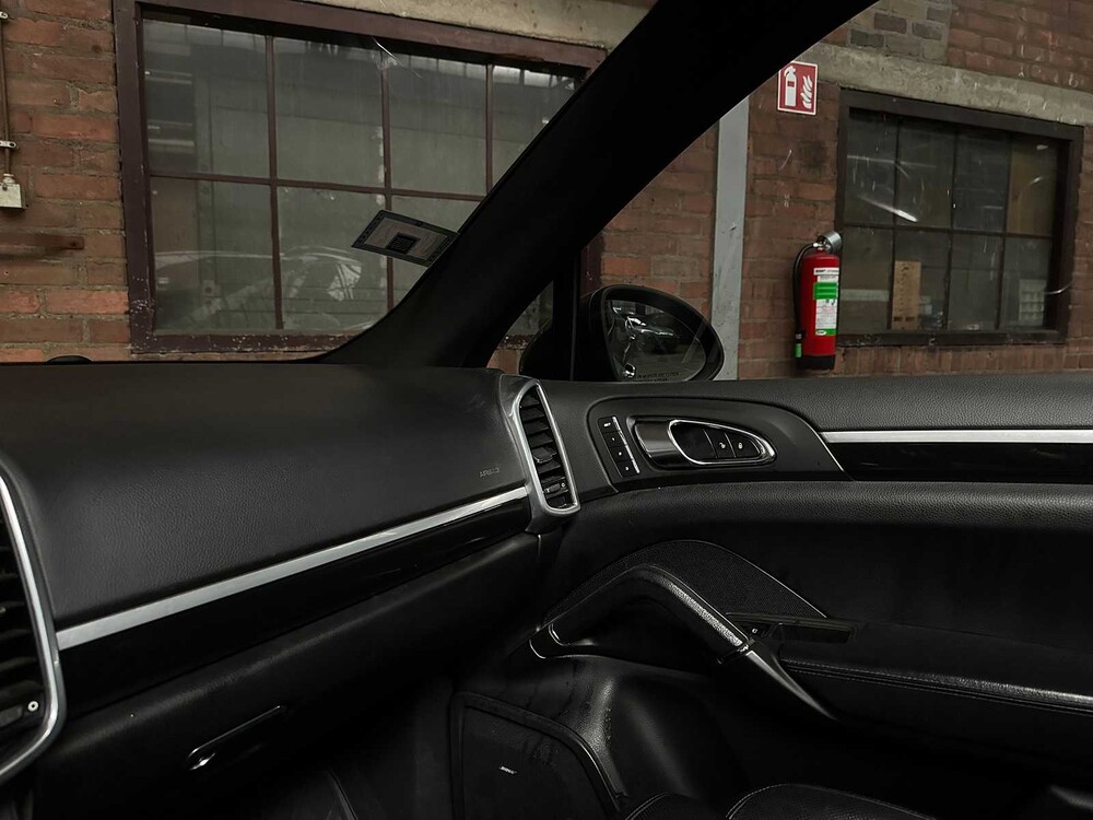 Porsche Cayenne 4,8 V8 S 405 PS 2013