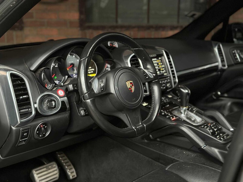 Porsche Cayenne 4,8 V8 S 405 PS 2013