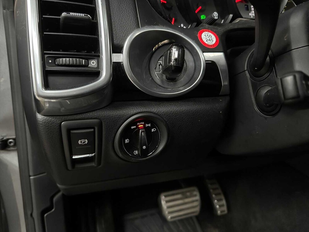 Porsche Cayenne 4,8 V8 S 405 PS 2013