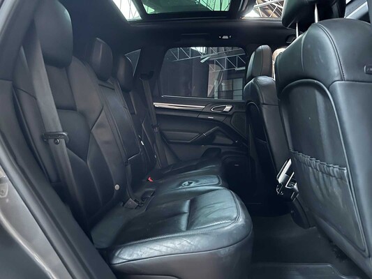 Porsche Cayenne 4,8 V8 S 405 PS 2013