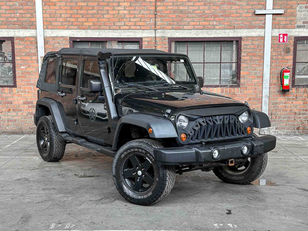 Jeep Wrangler Unlimited Sport 3,8 V6 199 PS 2011