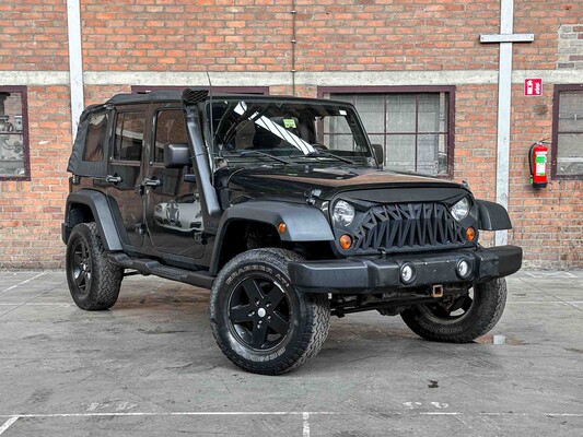 Jeep Wrangler Unlimited Sport 3,8 V6 199 PS 2011