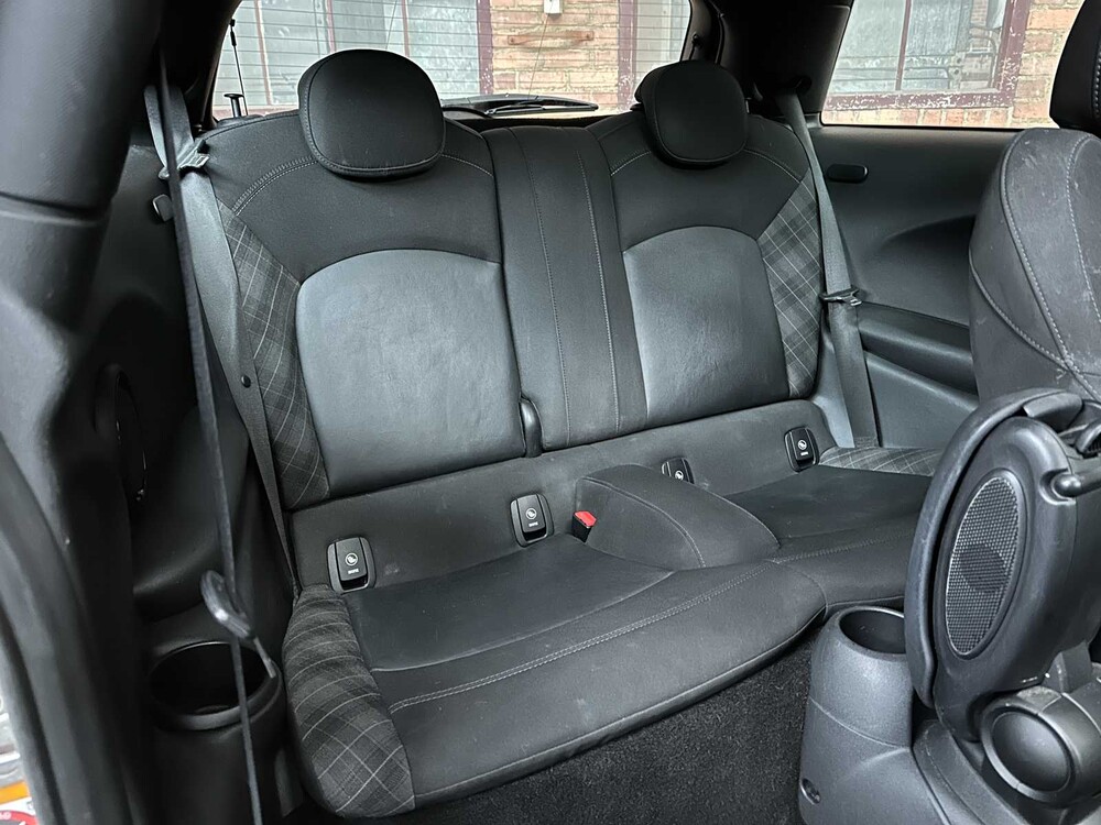 Mini Cooper Business 1,5 136 PS 2016 (Original-NL), JF-468-B