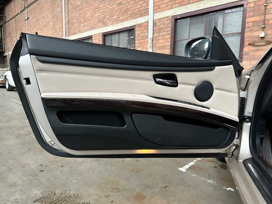 BMW 325i High Executive 217 PS 2012 E93 3er Cabriolet, 09-TGN-9