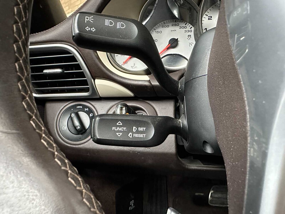 Porsche 911 Turbo Cabriolet 997.2 3.8 TT 500 PS 2010 -Hardtop- Youngtimer (23.000 km) 