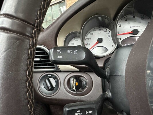 Porsche 911 Turbo Cabriolet 997.2 3.8 TT 500 PS 2010 -Hardtop- Youngtimer (23.000 km) 