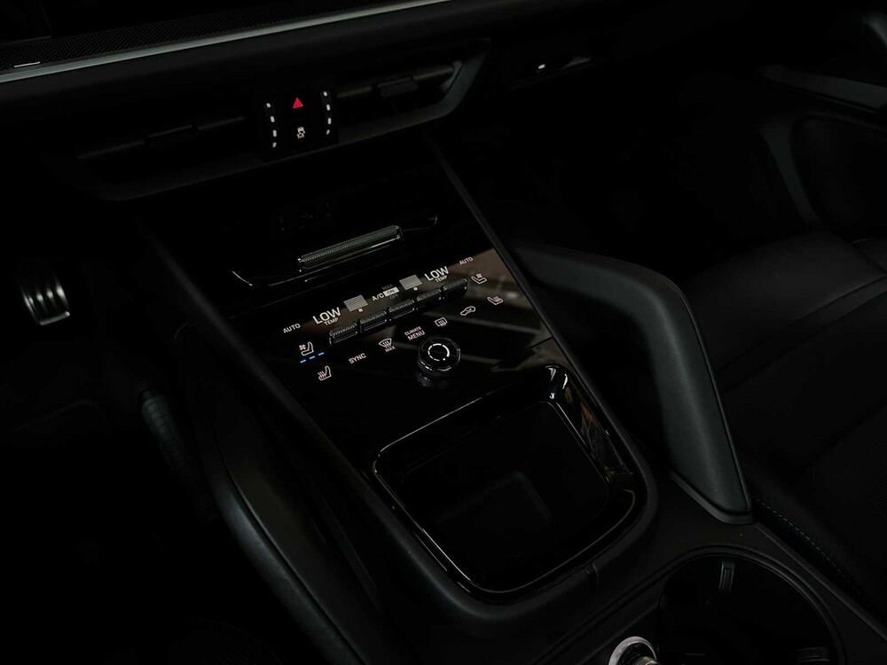 Porsche Cayenne Coupe 4.0 V8 S 474 PS 2024 (1. Besitzer) Herstellergarantie