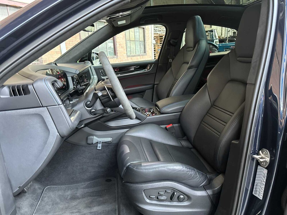 Porsche Cayenne Coupe 4.0 V8 S 474 PS 2024 (1. Besitzer) Herstellergarantie