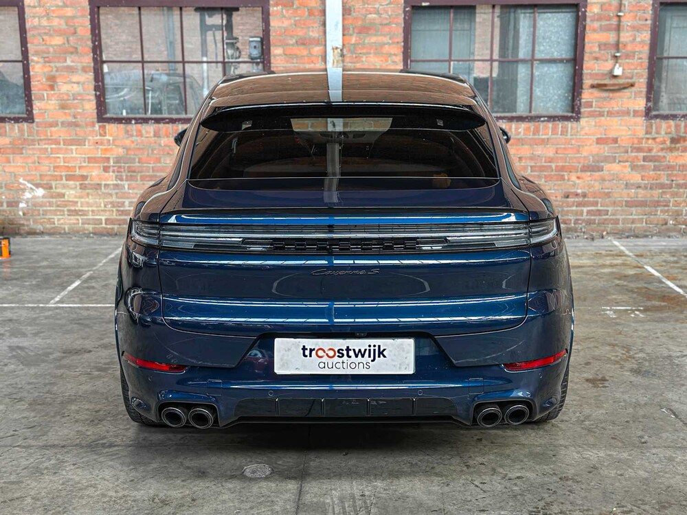 Porsche Cayenne Coupe 4.0 V8 S 474 PS 2024 (1. Besitzer) Herstellergarantie