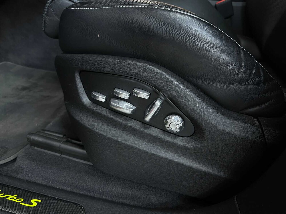 Porsche Cayenne Coupe Turbo S E-Hybrid 4,0 V8 -TECHART CARBON- 680 PS 2020 (Original-NL), J-707-RT