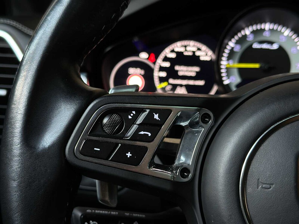 Porsche Cayenne Coupe Turbo S E-Hybrid 4,0 V8 -TECHART CARBON- 680 PS 2020 (Original-NL), J-707-RT