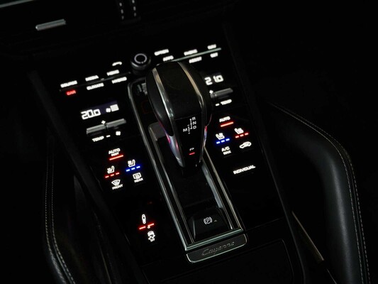 Porsche Cayenne Coupe Turbo S E-Hybrid 4,0 V8 -TECHART CARBON- 680 PS 2020 (Original-NL), J-707-RT