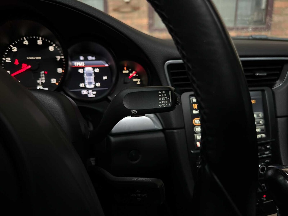 Porsche 911 Carrera 3,4 991 350 PS 2012 PDK