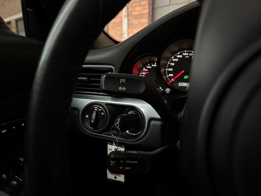 Porsche 911 Carrera 3,4 991 350 PS 2012 PDK