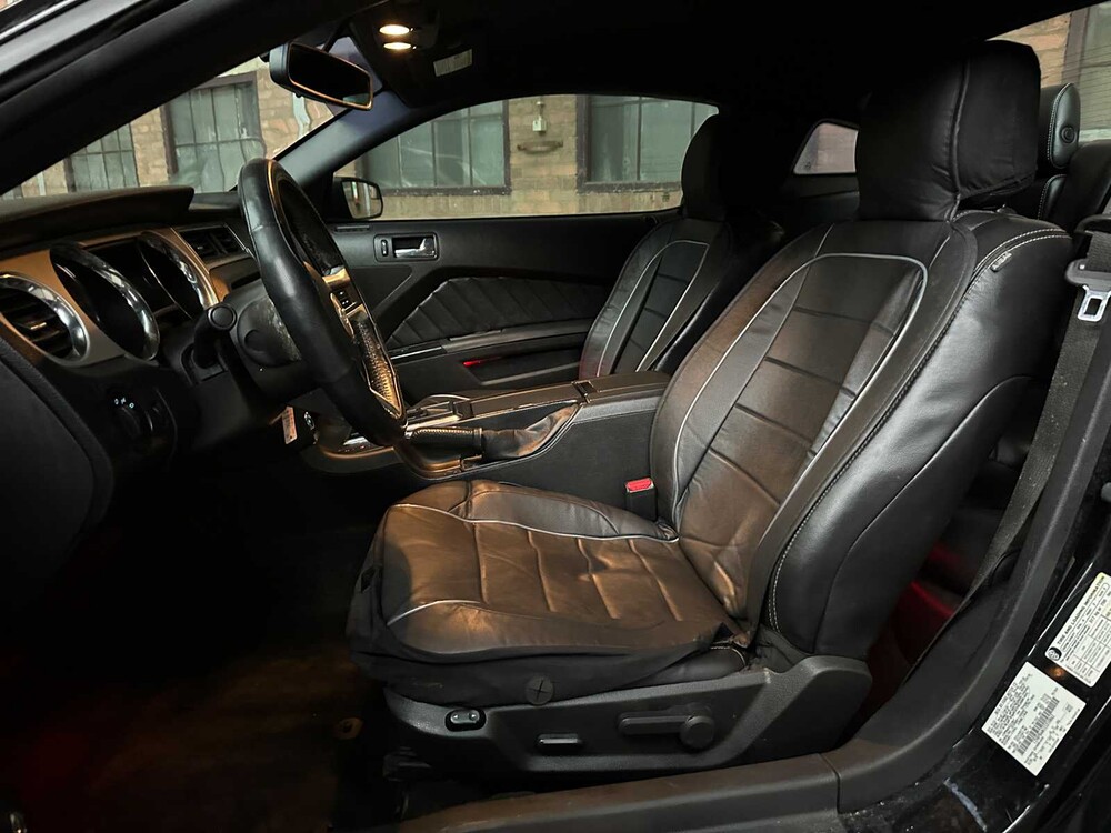 Ford Mustang 3,7 V6 305 PS 2013 Coupé