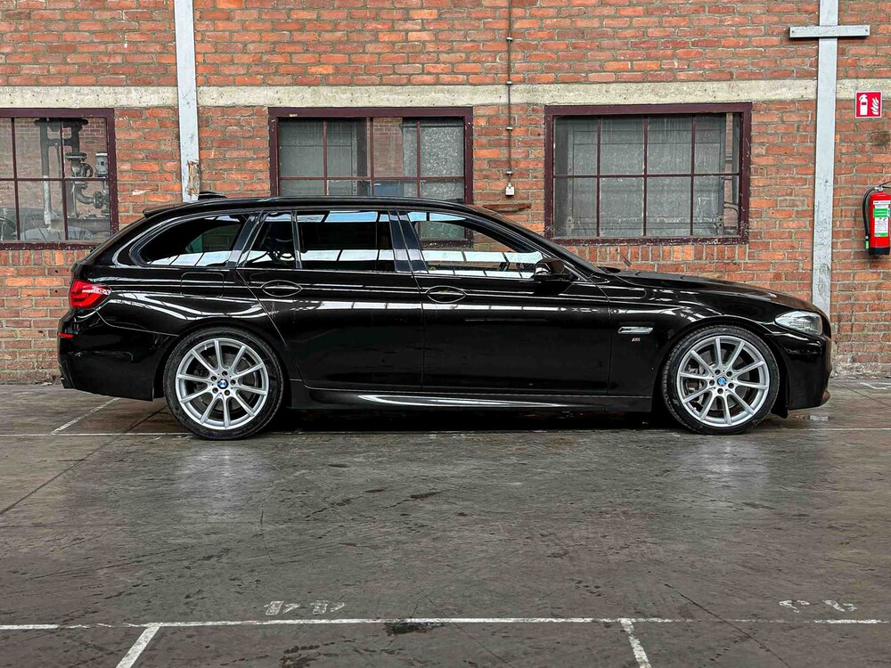 BMW 550i 4,4 V8 High Executive M-Sport F11 408 PS 2011 5er Touring, HP-259-J