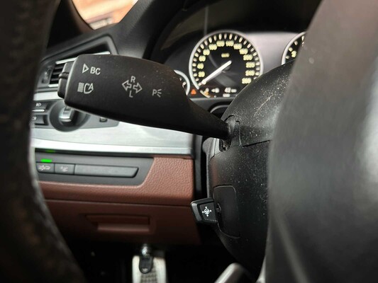 BMW 550i 4,4 V8 High Executive M-Sport F11 408 PS 2011 5er Touring, HP-259-J
