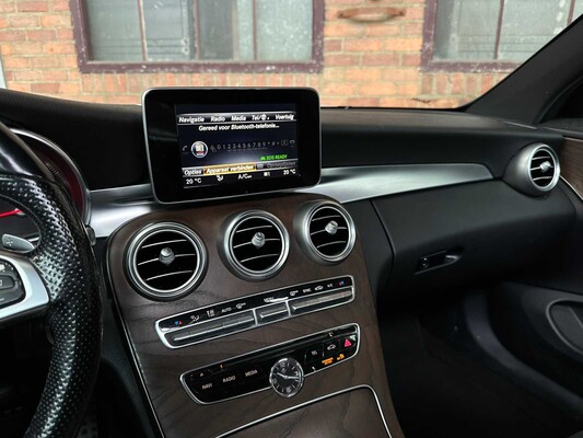 Mercedes-Benz C250 Edition 1 AMG-Linie 211 PS 2016 C-Klasse Coupé, PT-406-T