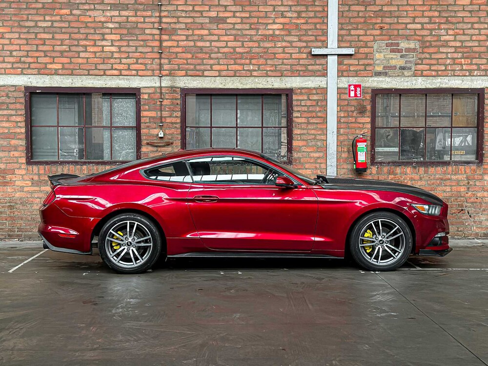 Ford Mustang Ecoboost Premium Coupé 310 PS 2015