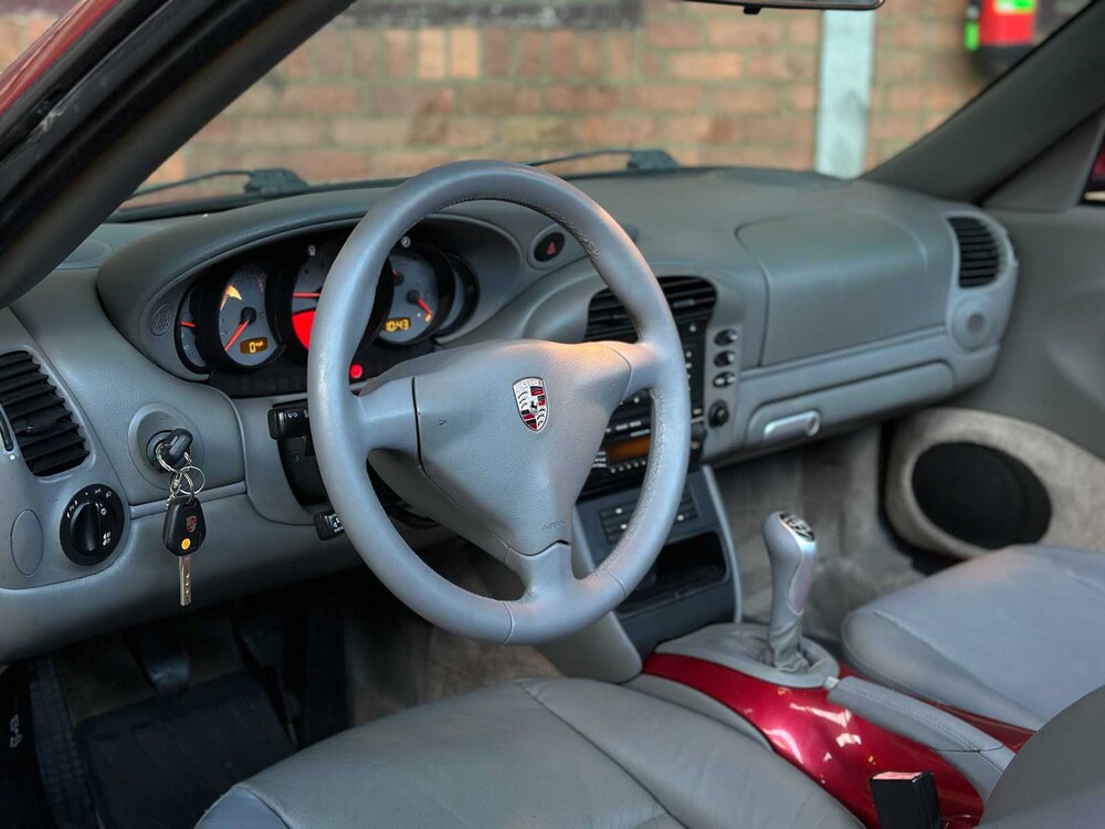Porsche 911 996 Carrera Cabrio 4 3.6 320pk 2004 -Youngtimer-