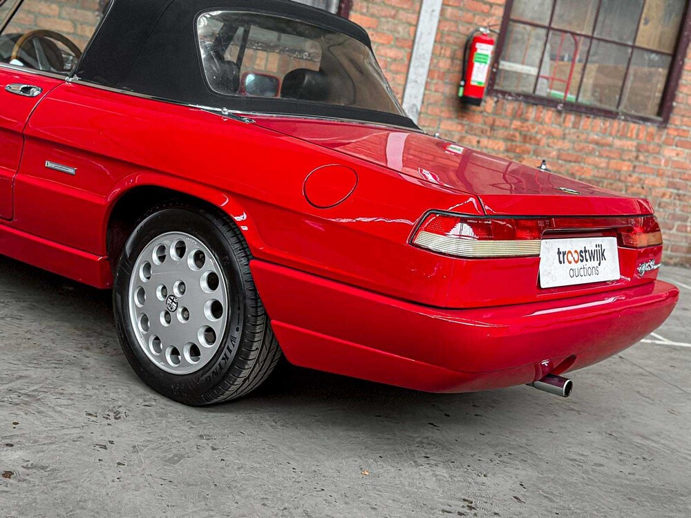 Alfa Romeo Spider 2.0 118 PS 1992, NJ-273-V Youngtimer