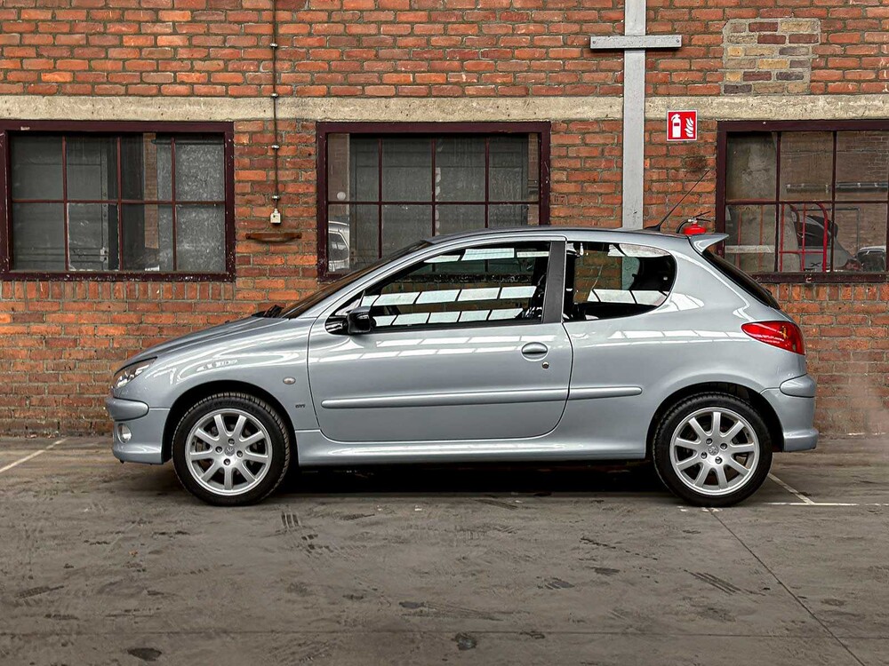 Peugeot 206 2.0-16V GTI 134pk 2004, 33-NS-VN