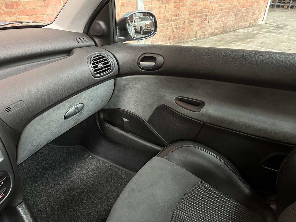 Peugeot 206 2.0-16V GTI 134pk 2004, 33-NS-VN