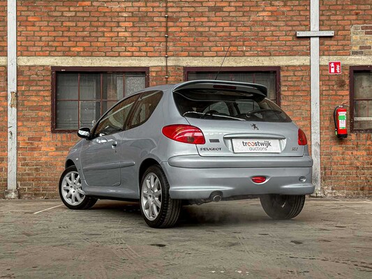 Peugeot 206 2.0-16V GTI 134pk 2004, 33-NS-VN