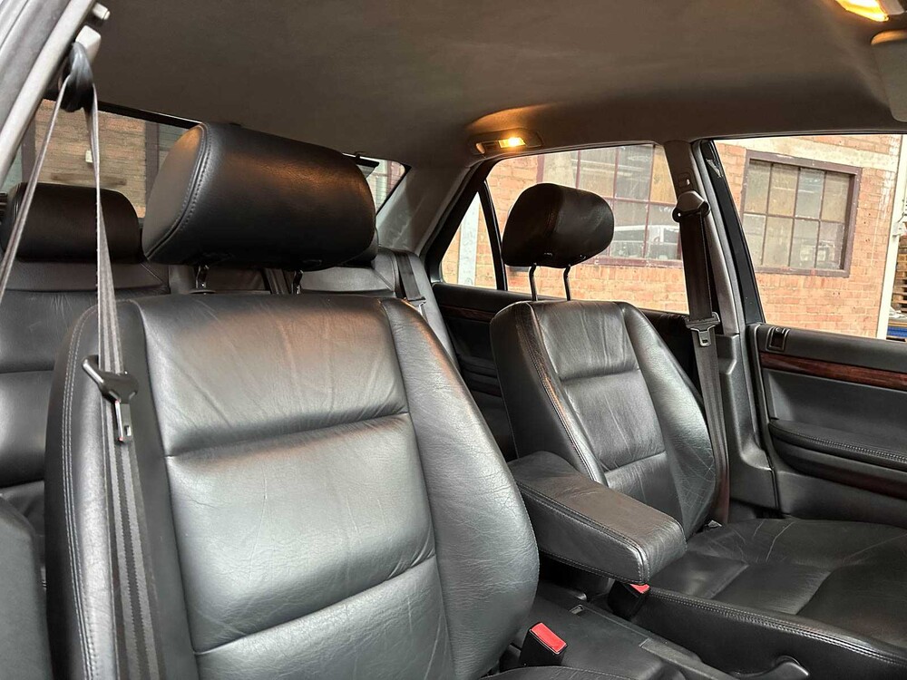 Peugeot 605 3.0 V6 SV 168pk 1997 Youngtimer