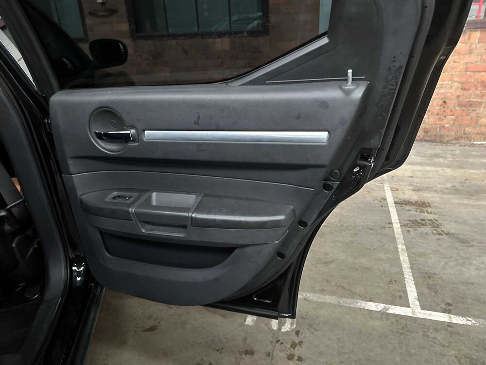 Dodge Charger SRT8 6,1 V8 425 PS 2008 Youngtimer