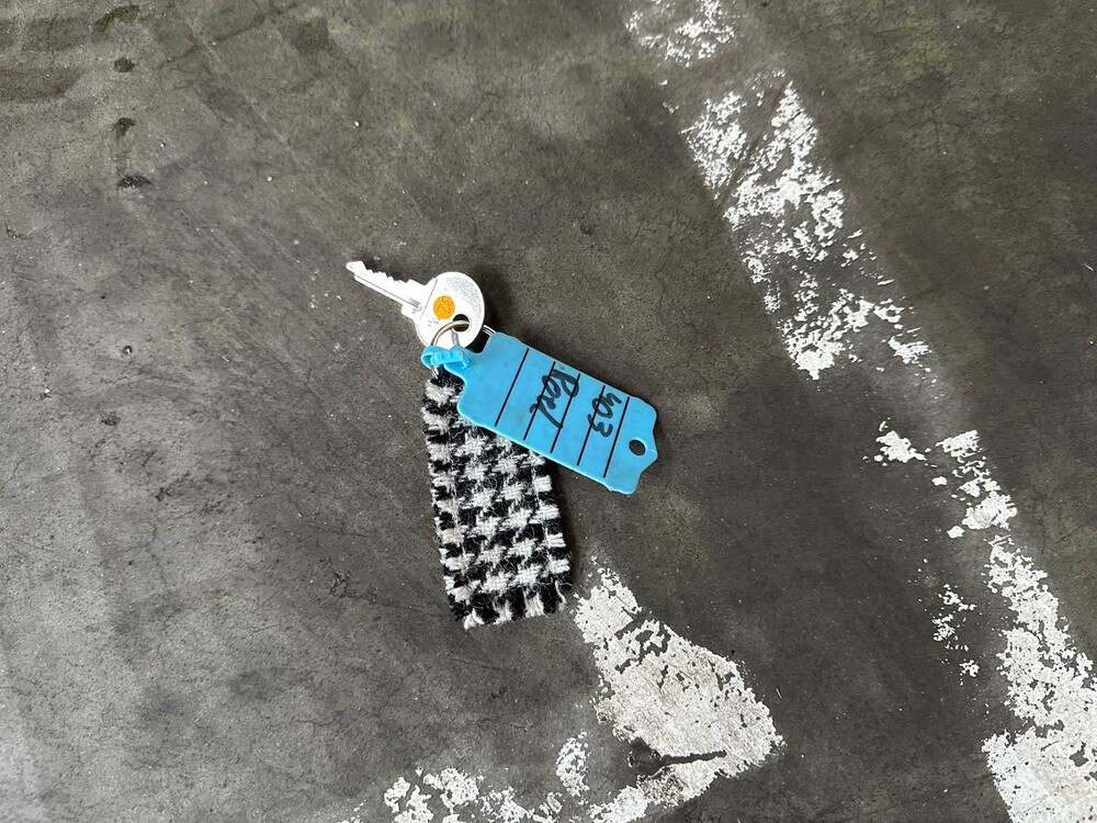 Peugeot 403 B7 1966, AH-96-35 Classic Car