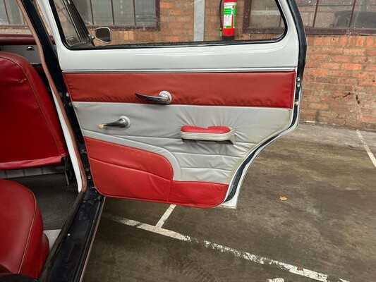 Peugeot 403 B7 1966, AH-96-35 Classic Car