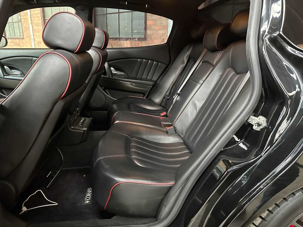 Maserati Quattroporte 4,2 V8 Sport GT 401 PS ZF 2007 -Youngtimer-