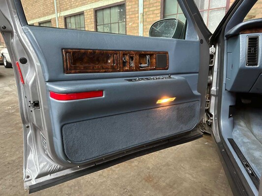 Cadillac Fleetwood Krystal Koach Funeral Car 5.7 V8 263pk 1995