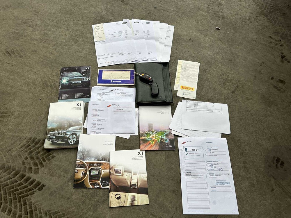 Jaguar XJ 4.2 V8 298pk 2008, T-386-DT Youngtimer