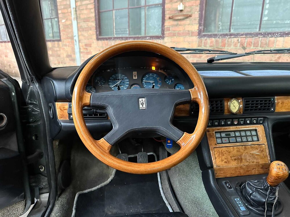 Maserati 424 245pk 1990, SJ-ZH-13