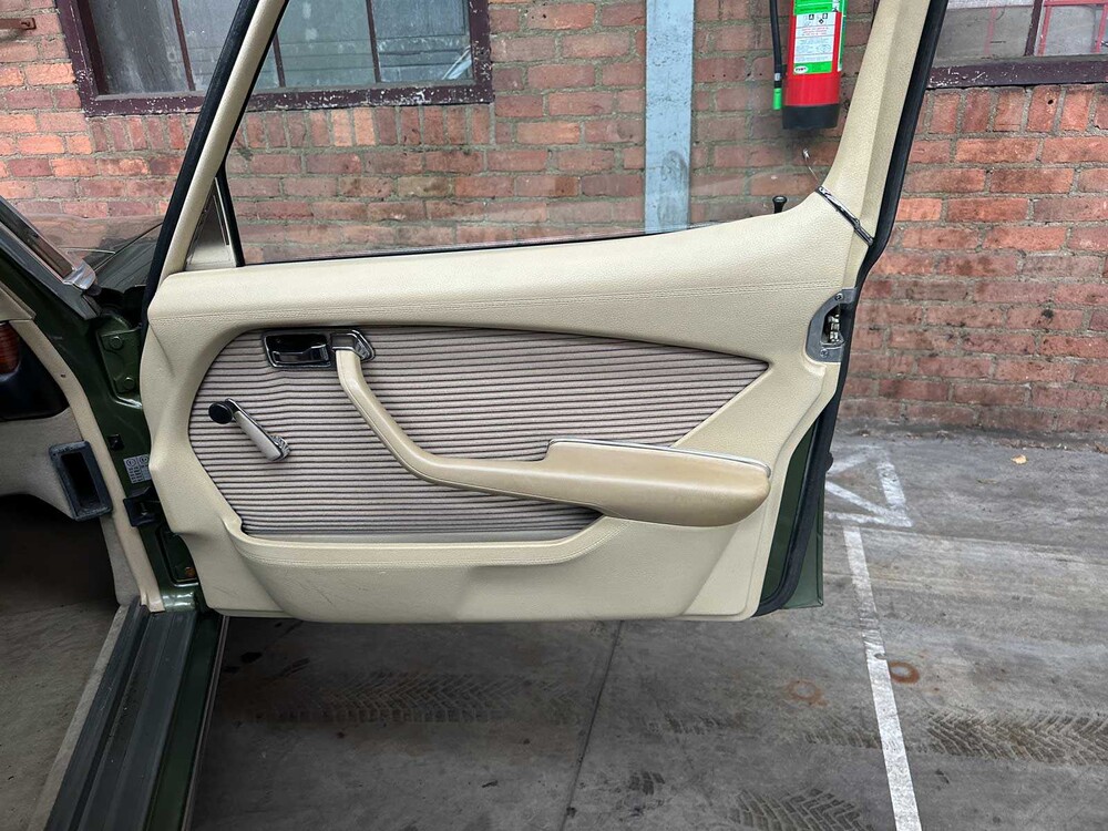 Mercedes-Benz 280 SE W116 240pk 1977