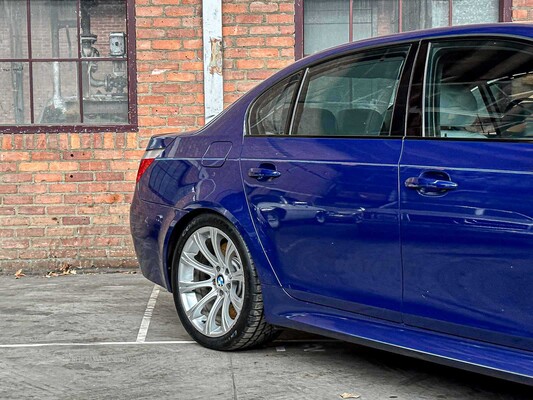 BMW M5 5.0 V10 E60 500pk 2006 5-serie Youngtimer