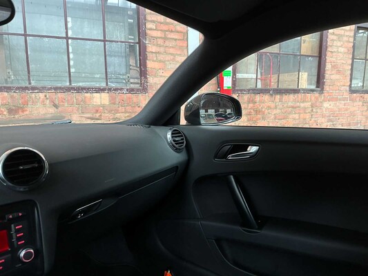 Audi TT 1.8 TFSI 160pk 2009 (Origineel-NL), 05-JVL-3