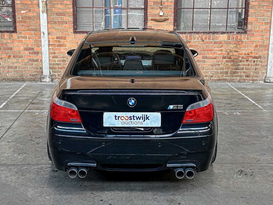 BMW M5 V10 500pk 2006