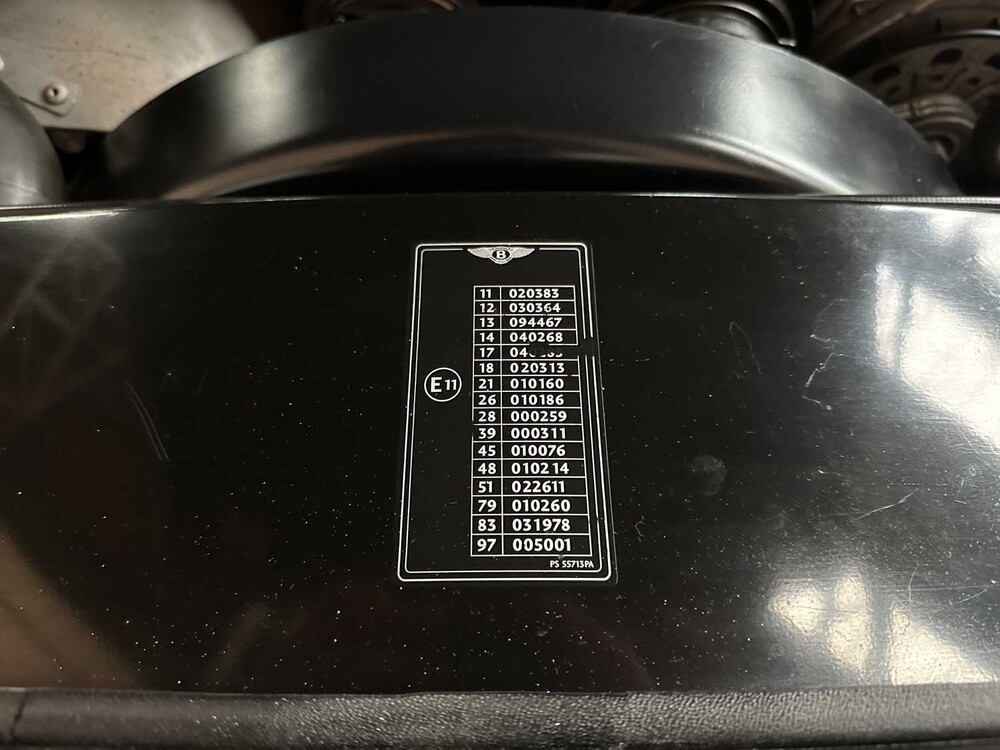 Bentley Arnage 6.8 V8 Red Label 405PK 2001 (Origineel-NL), 31-GN-KD