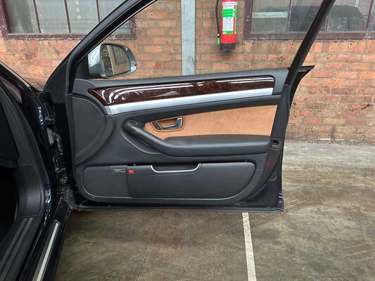 Audi S8 5.2 V10 Quattro Pro Line+ 450pk 2009, PX-166-N