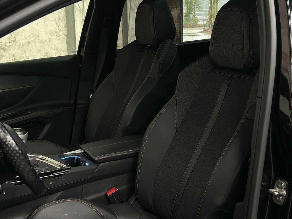 Peugeot 5008 1.2 PureTech Blue Lease GT-Line 131 PS 2020, J-762-BF