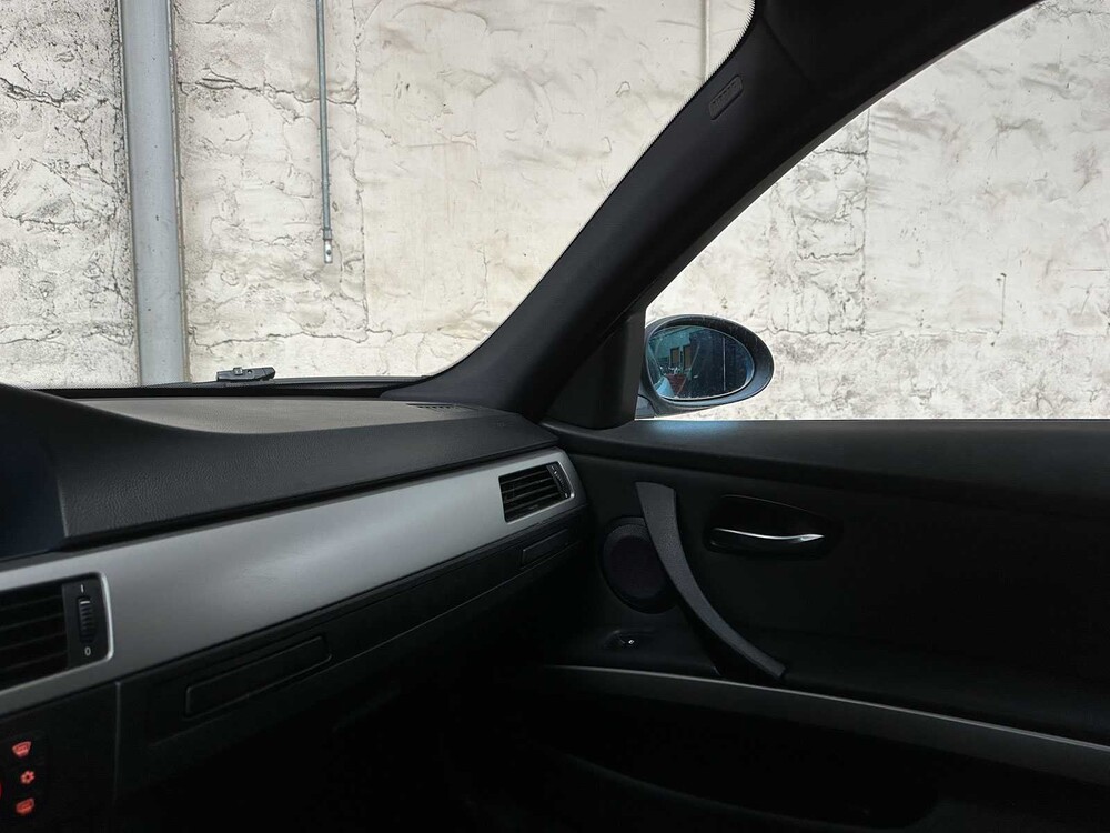 BMW 318i Business Line 3er-Serie 143 PS 2008, 73-GLH-6