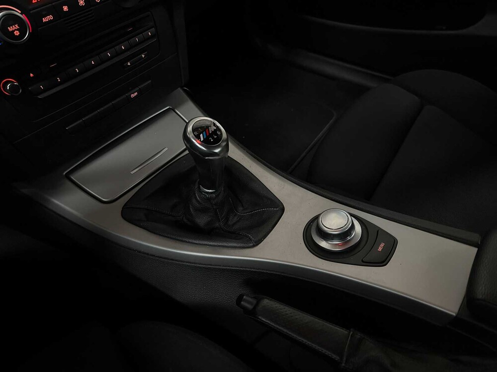 BMW 318i Business Line 3er-Serie 143 PS 2008, 73-GLH-6