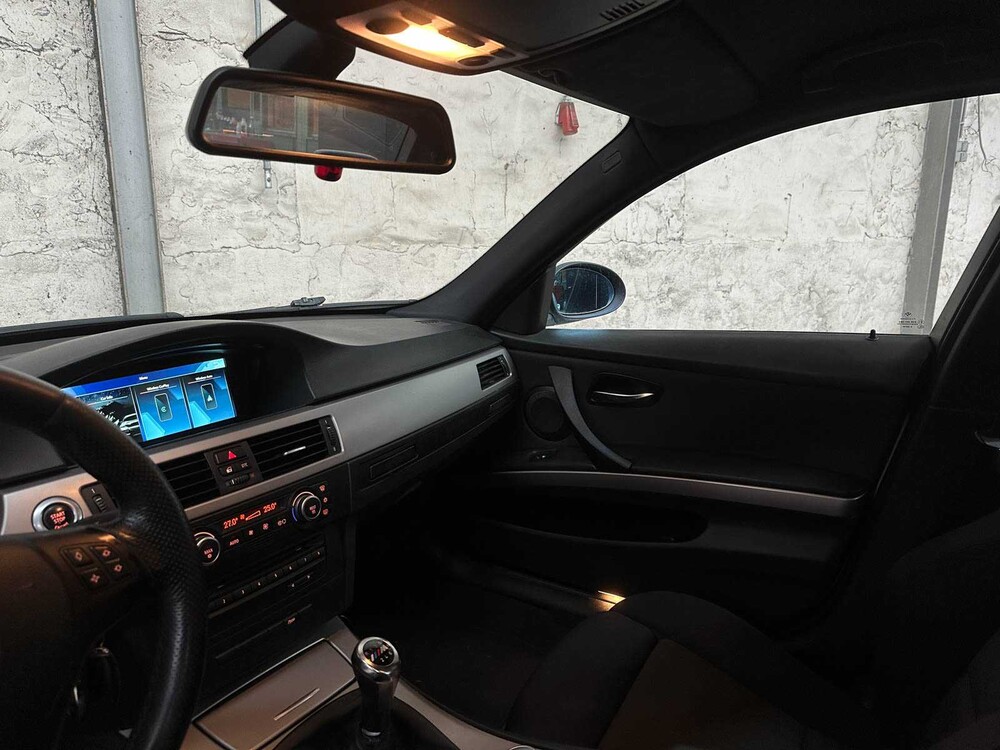 BMW 318i Business Line 3er-Serie 143 PS 2008, 73-GLH-6