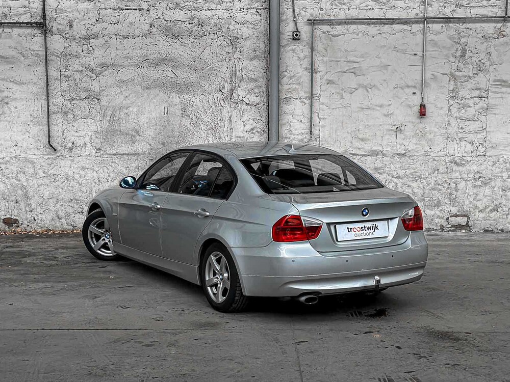 BMW 318i Business Line 3er-Serie 143 PS 2008, 73-GLH-6
