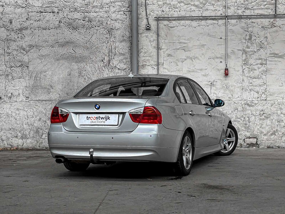 BMW 318i Business Line 3er-Serie 143 PS 2008, 73-GLH-6