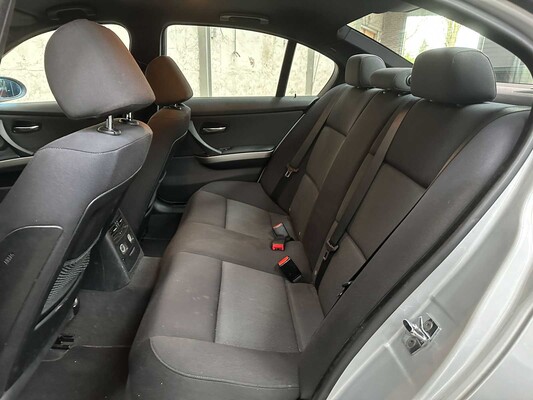 BMW 318i Business Line 3er-Serie 143 PS 2008, 73-GLH-6